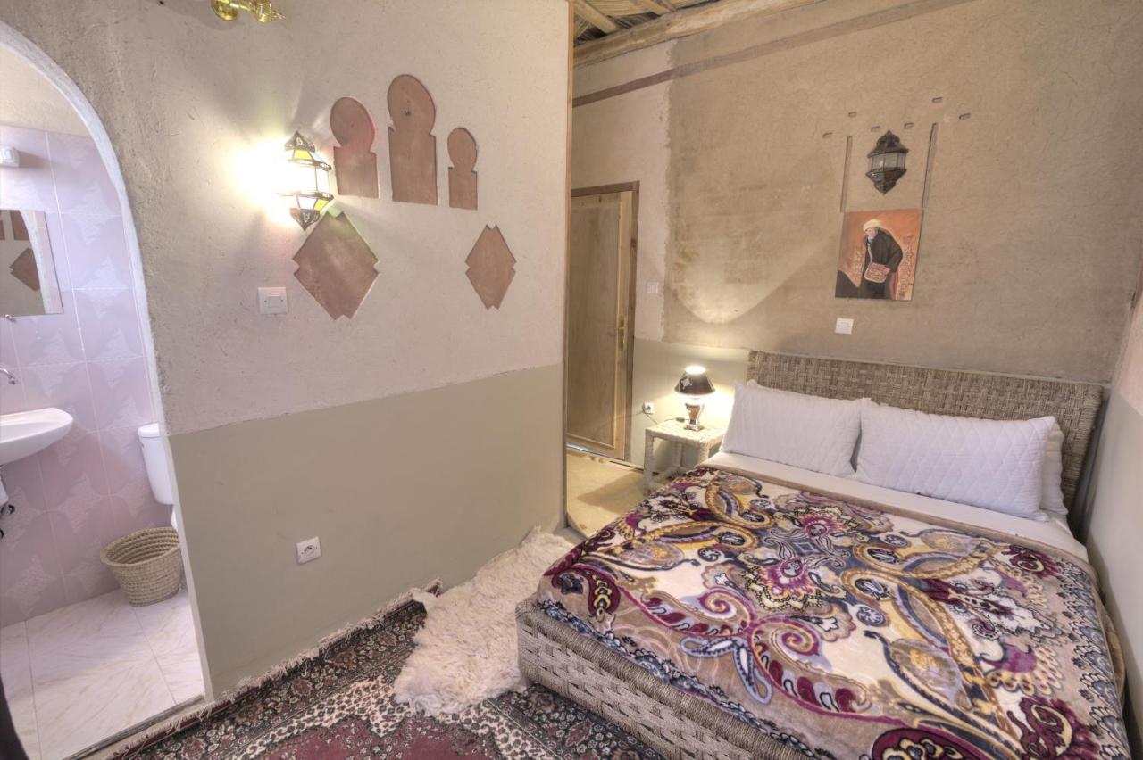 Maison Restaurant Amazigh Annex Ait Ougliff Bagian luar foto