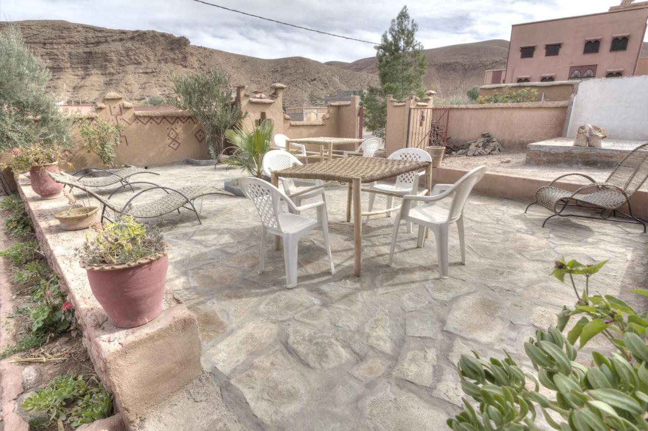 Maison Restaurant Amazigh Annex Ait Ougliff Bagian luar foto